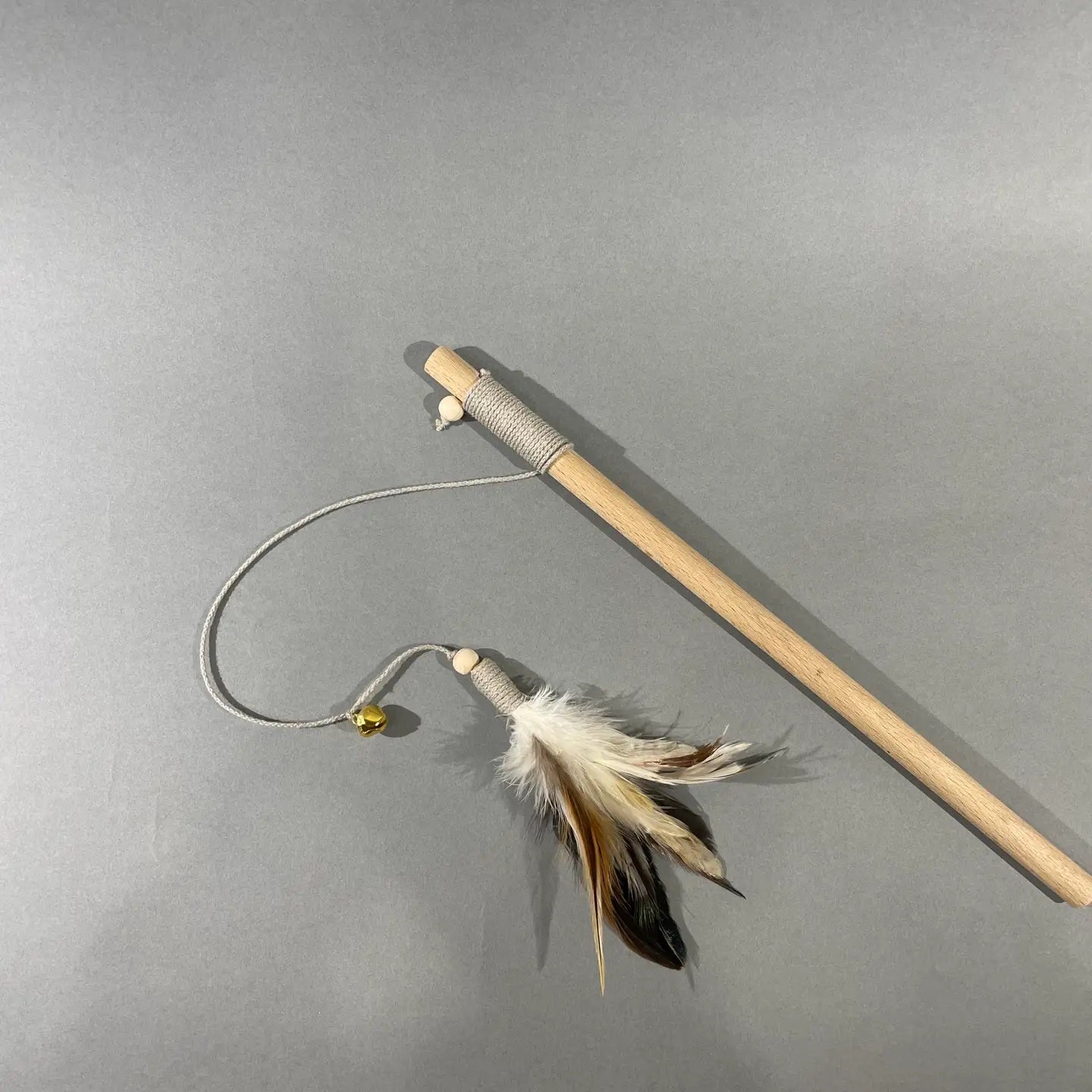Cat Teaser Toy with Feathers and Bell, Cat Wand